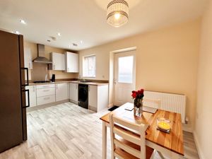 Kitchen/Dining Room- click for photo gallery